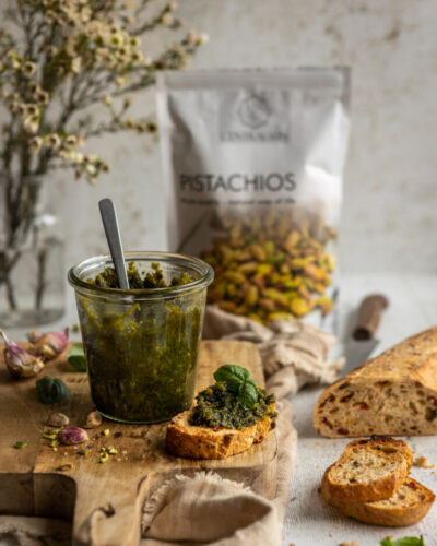 pistaciepesto pistacienødder centralsun|tranebærpulver mandler vaniljepulver centralsun