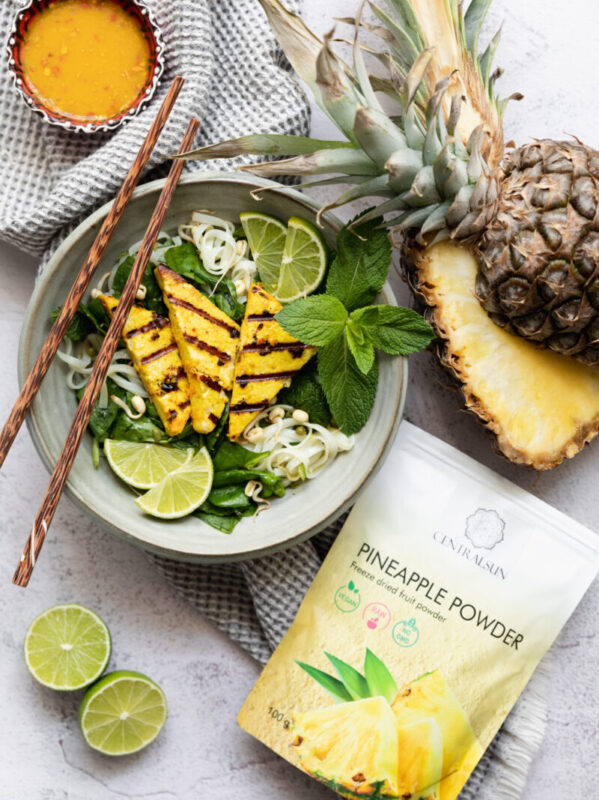 Külmkuivatatud ananassi pulber ananssi marinaadis grillitud tofu centralsun