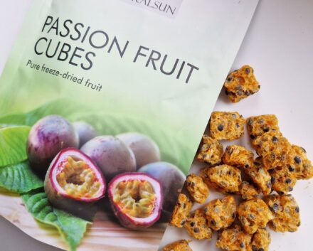 Freeze-dried passion fruit cubes 33g - Image 3